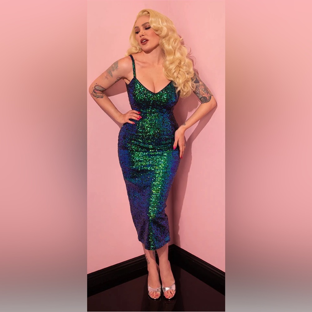 Vixen by Micheline Pitt Glitz & Glamour Gown - Green sequins (small)